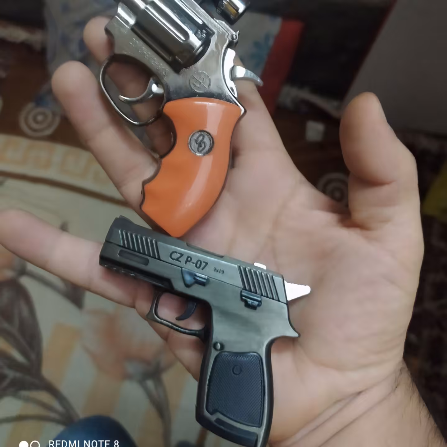 فندک تزئینی مدل اسلحه