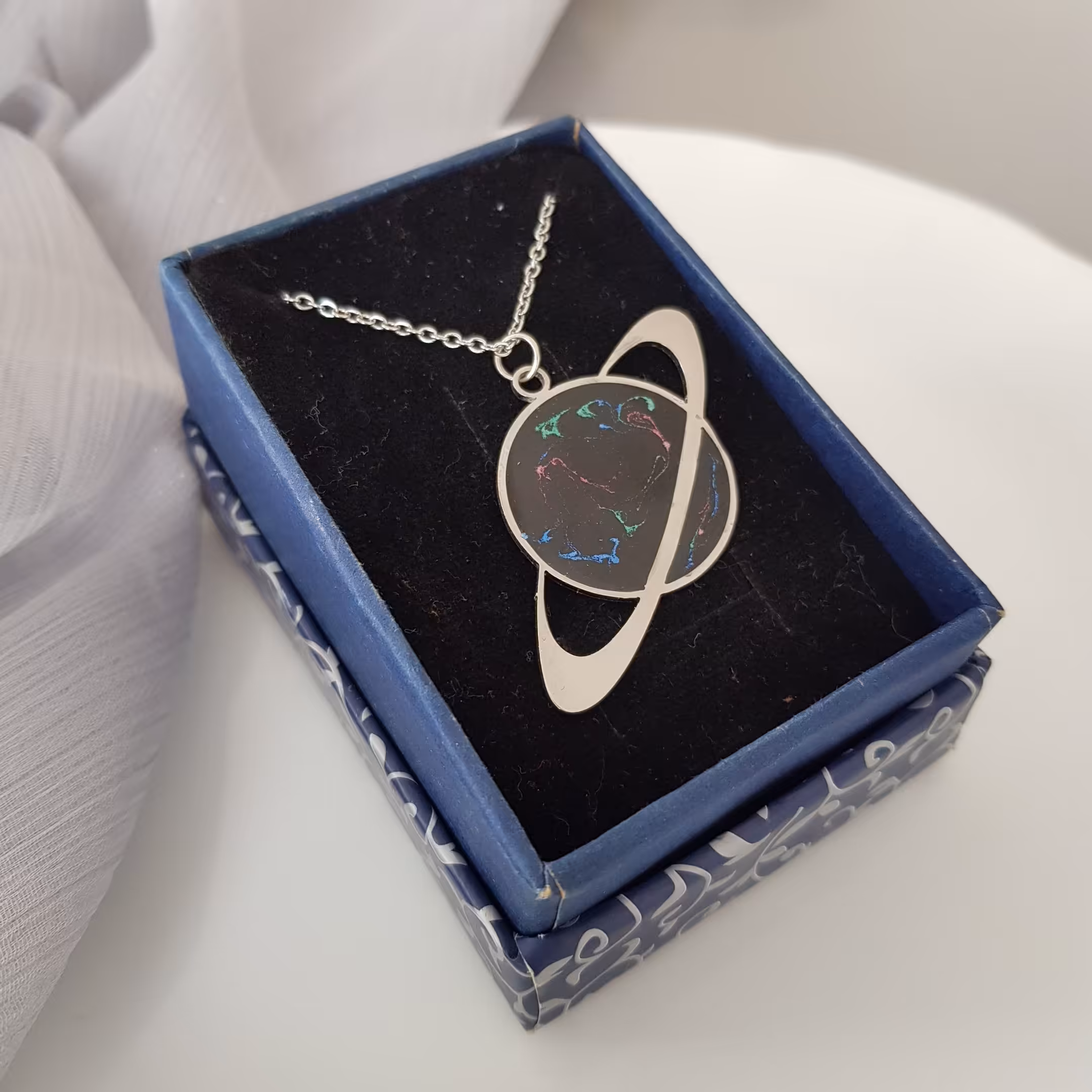 گردنبند سیاره