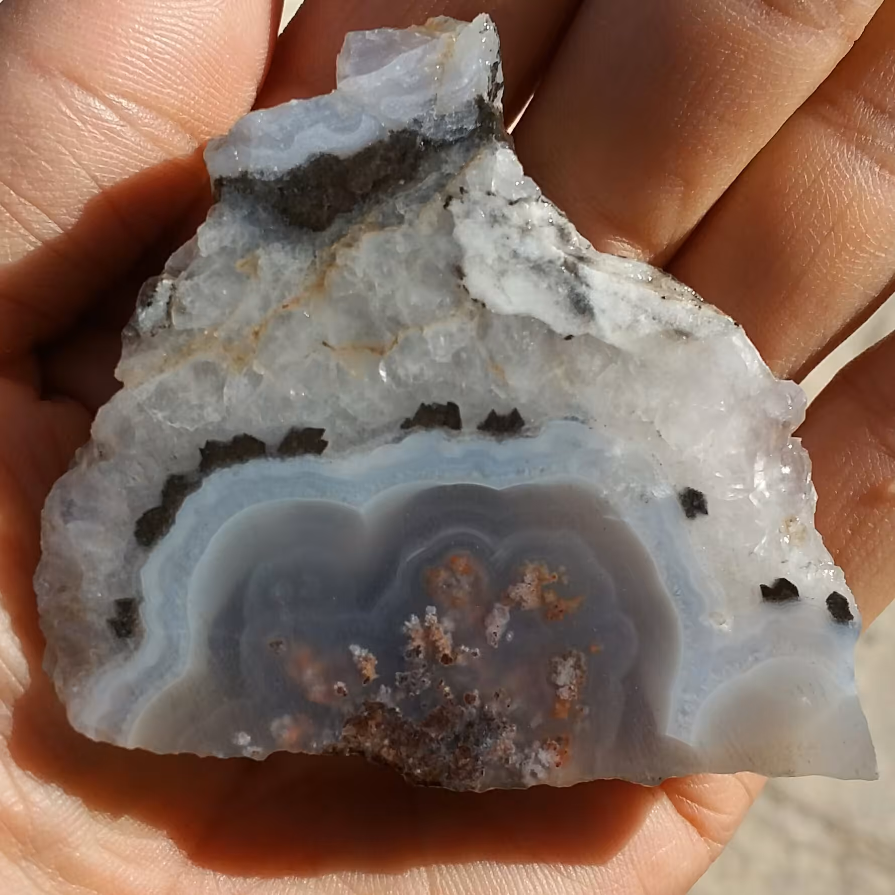 اسلایس سنگ راف عقیق شجر شکوفه 7رنگ صد در 100 طبیعی شاا ااهکار خلقت تابلو نقاشی طبیعی
بی نظیر تصویر از 3 طرف نمونه