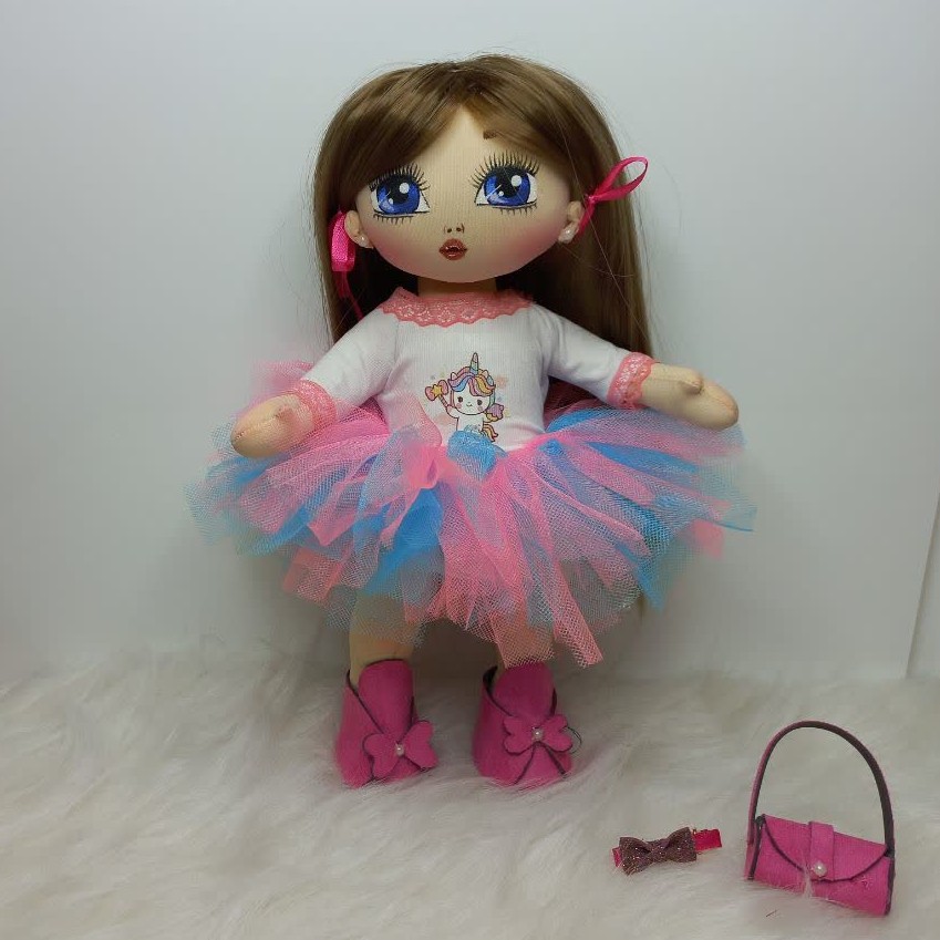 عروسک چهره دار