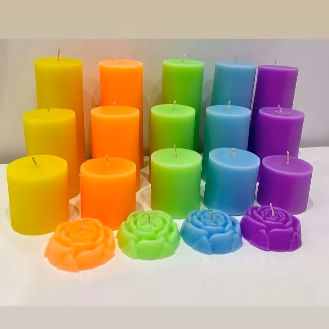 شمع استوانه ای در رنگهای مختلف 