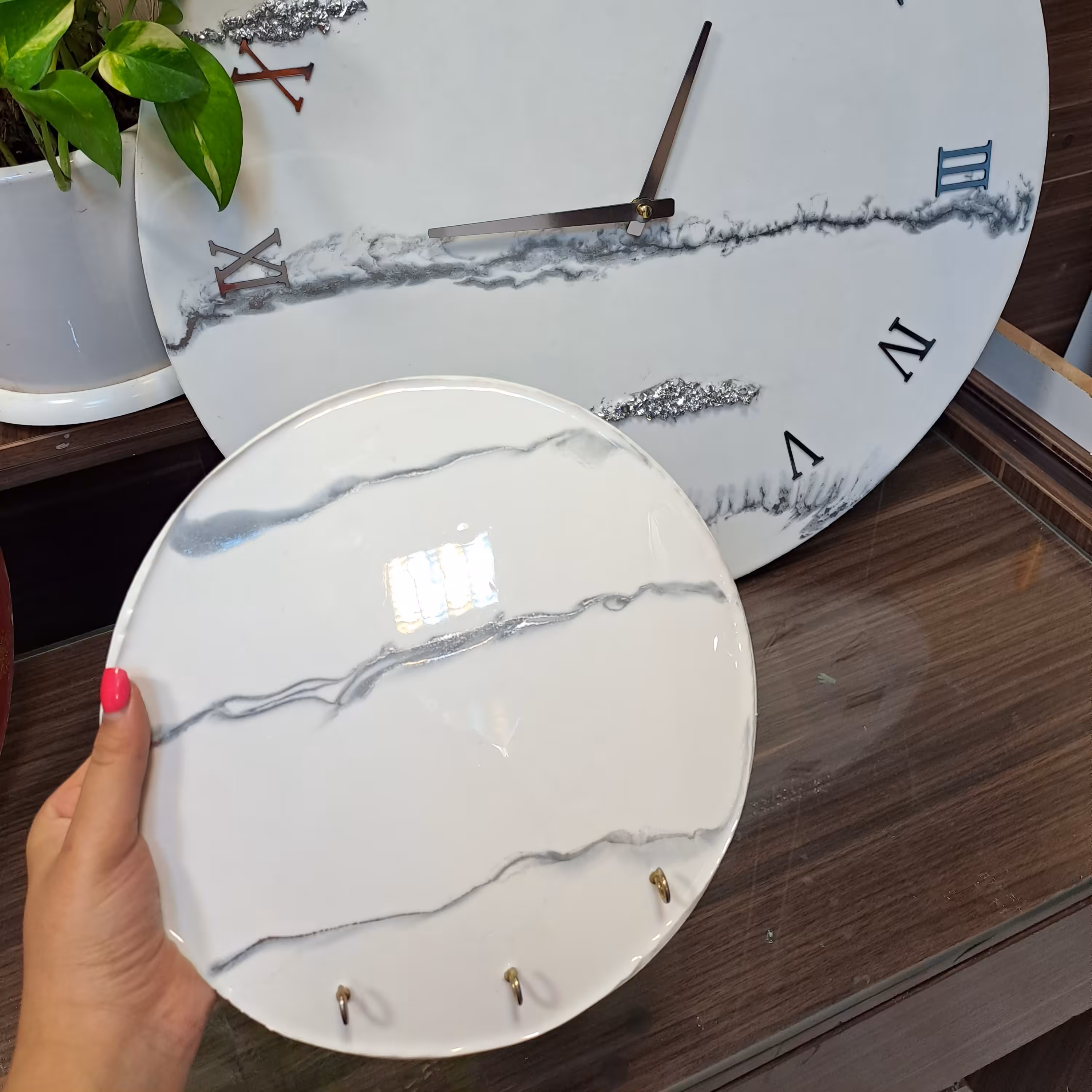 جاکلیدی دیواری رزینی بسیار جدید و مدرن و شیک 