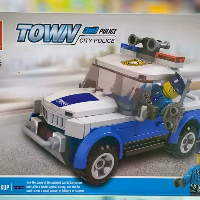 اسباب بازی لگو ماشین پلیس