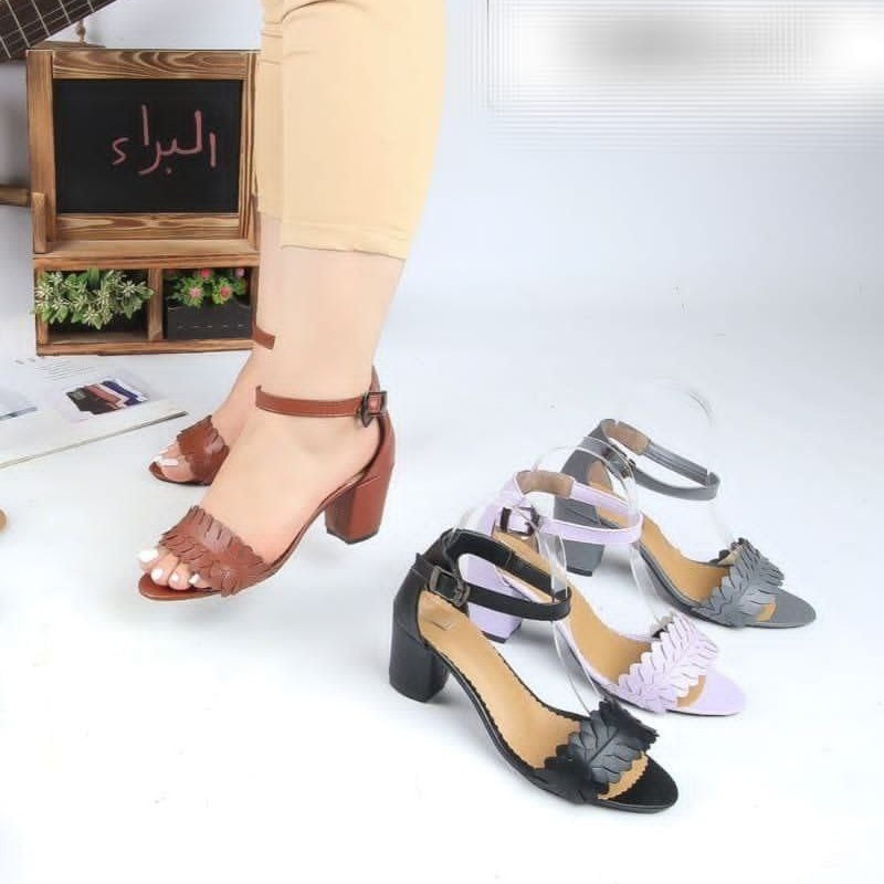 کفش پاشنه