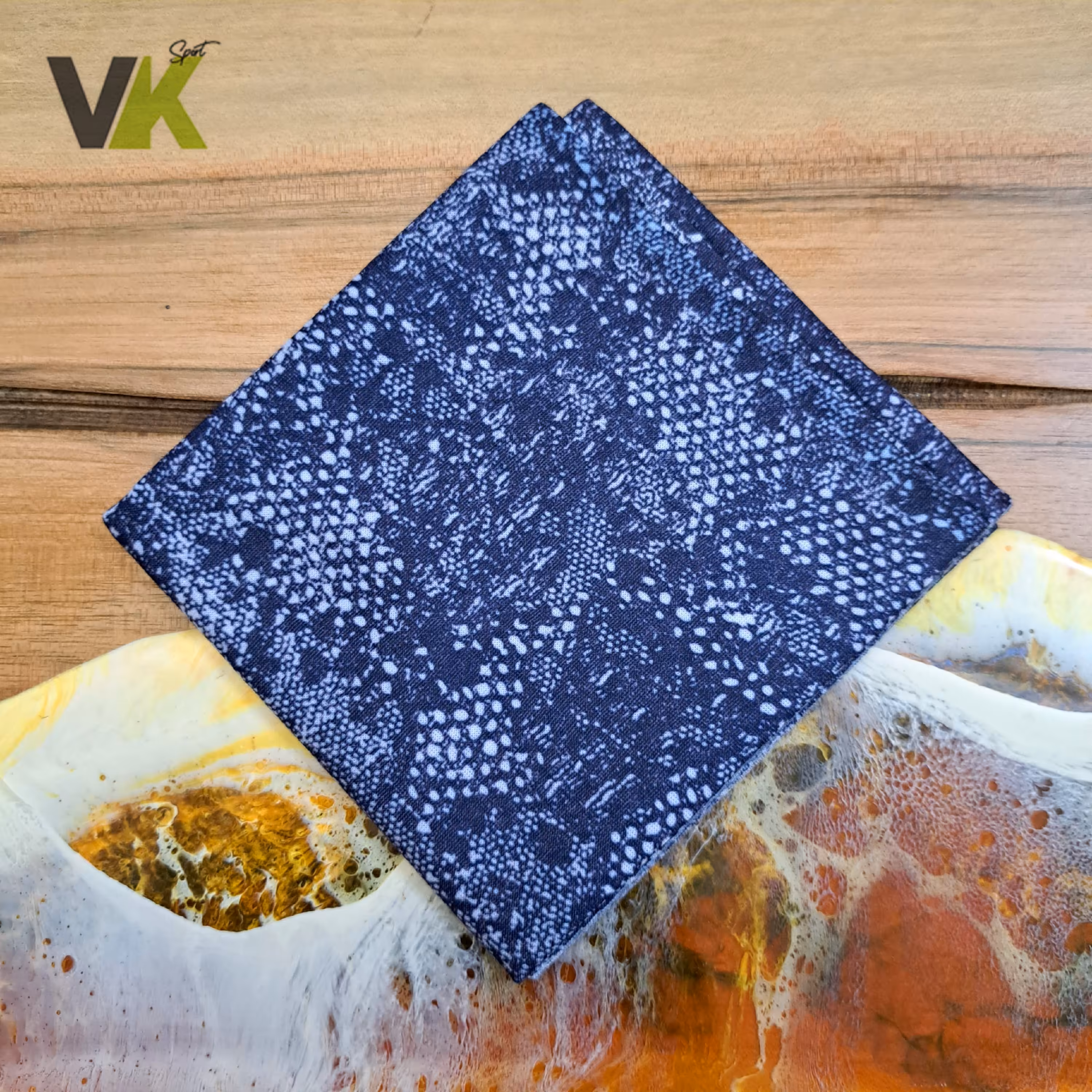 اسکارف طرح دار مدل سرمه ای سفید کیفیت عالی قبل از ثبت سفارش  موجودی بگیرید