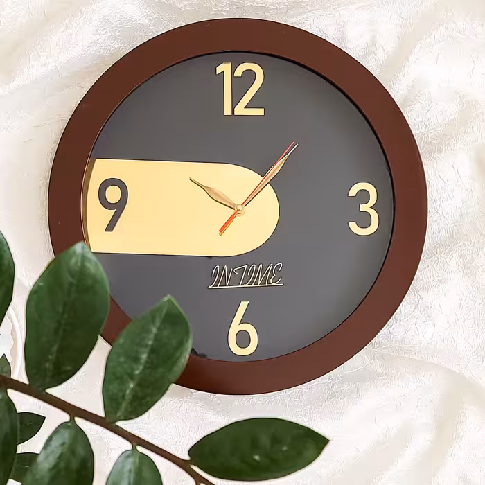 ساعت دیواری چوبی قطر 40 سانت مدل مدرن صفحه مشکی