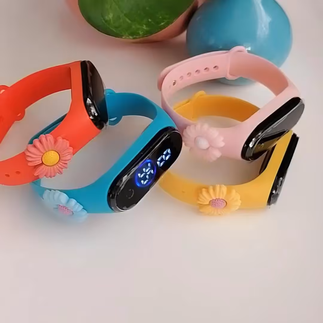 ساعت دیجیتالی بند رنگی