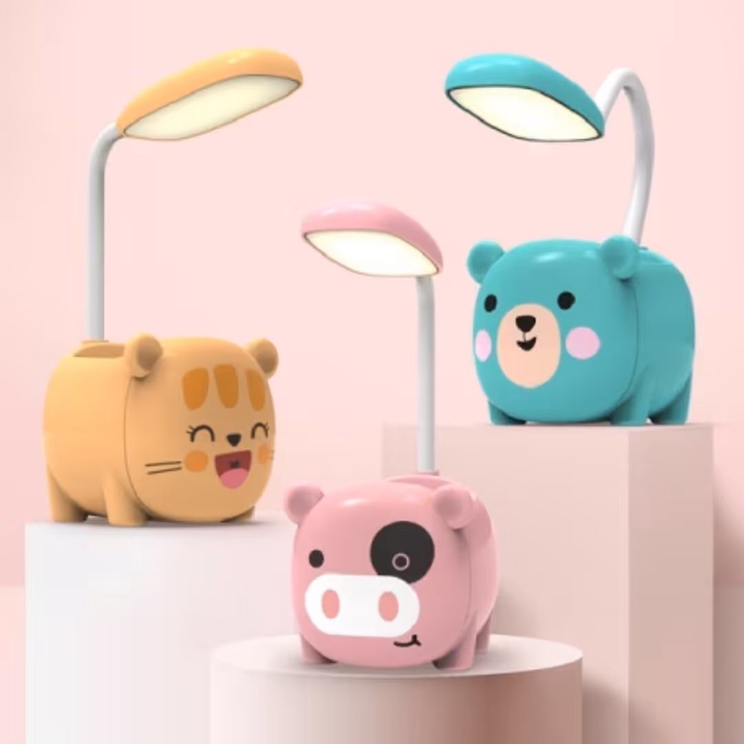 چراغ مطالعه و جاقلمی طرح حیوانات دارای  نور سفید منبع تغذیه usb