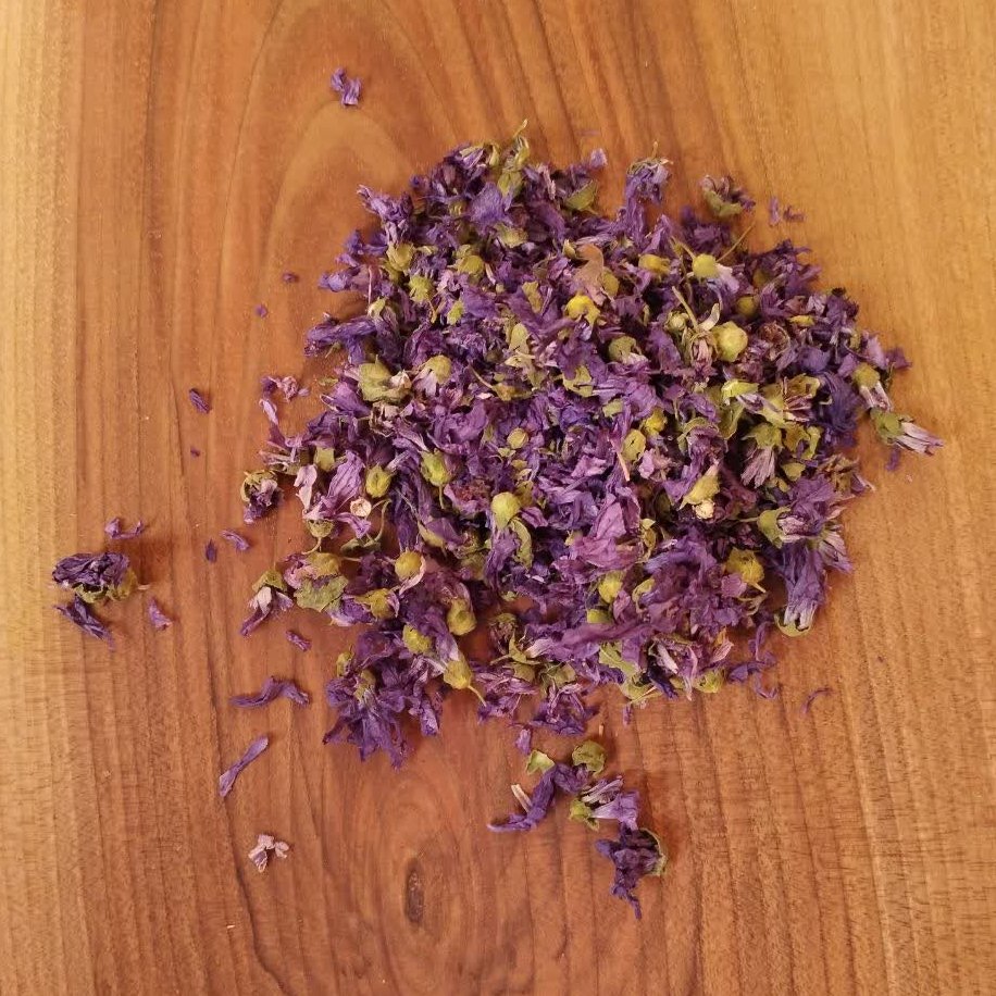 گل پنیرک درجه یک در بسته بندی (50 گرمی)