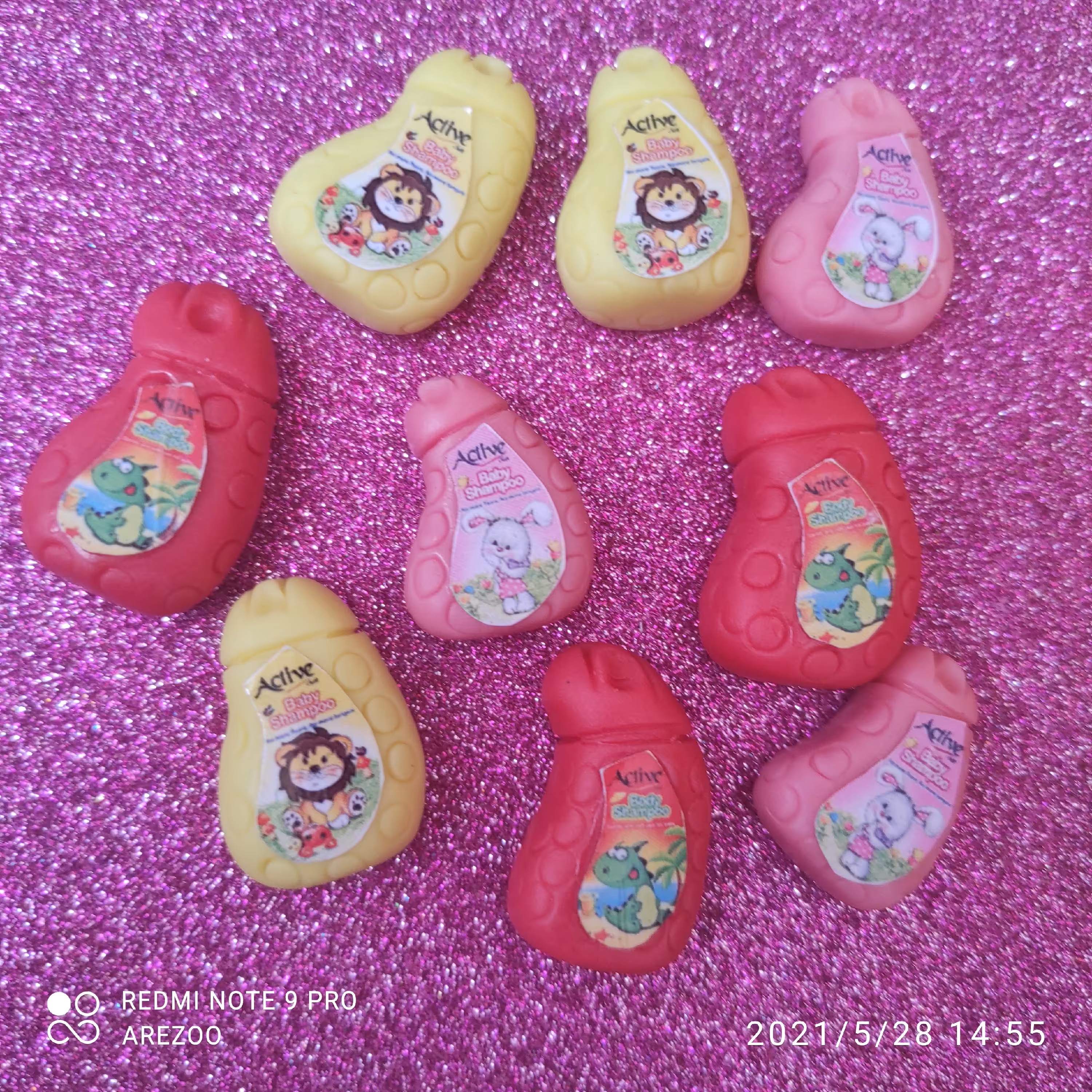 شامپو های مینیاتوری خوشگل مگنتی،رنگ قرمز،زرد،صورتی،جنس از خمیر ایتالیایی نشکن