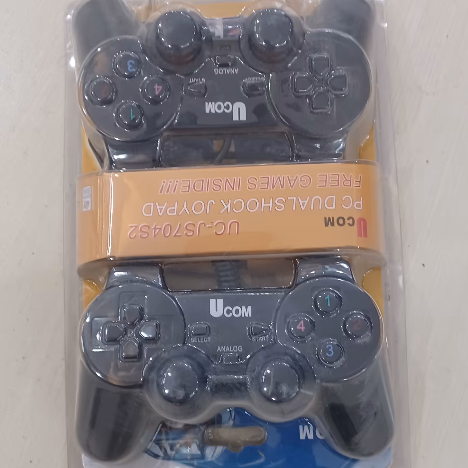 دسته بازی یوکام دو عددی