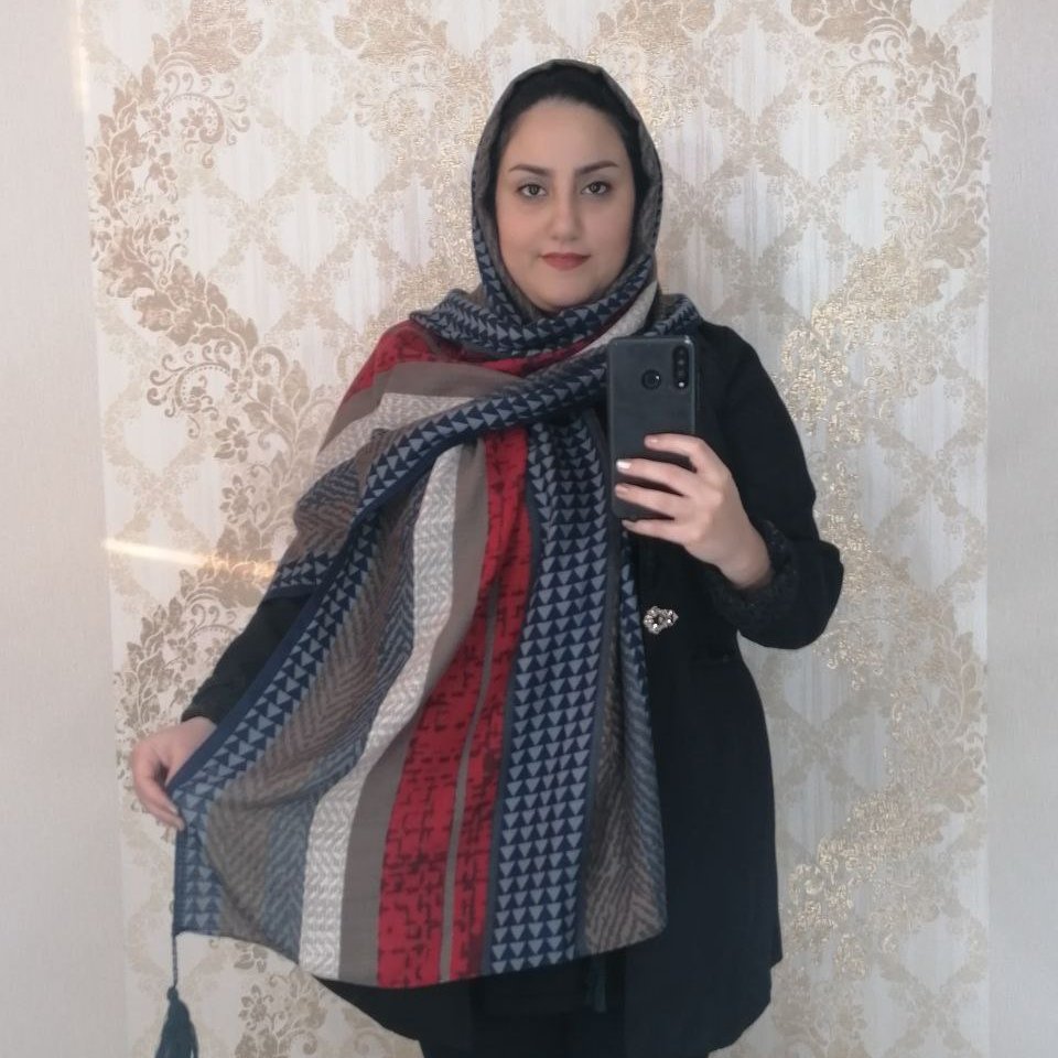 شال نخی طرح دار سورمه ای قرمز