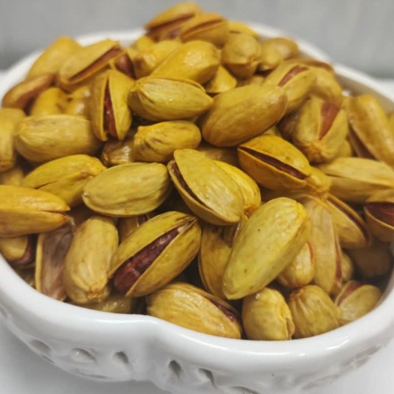 پسته اکبری تفت داده ( 500 گرمی ) - ارسال رایگان
