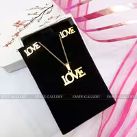 نیمست استیل طرح عشق love گوشواره گردنبند و زنجیر استیل رنگ ثابت2