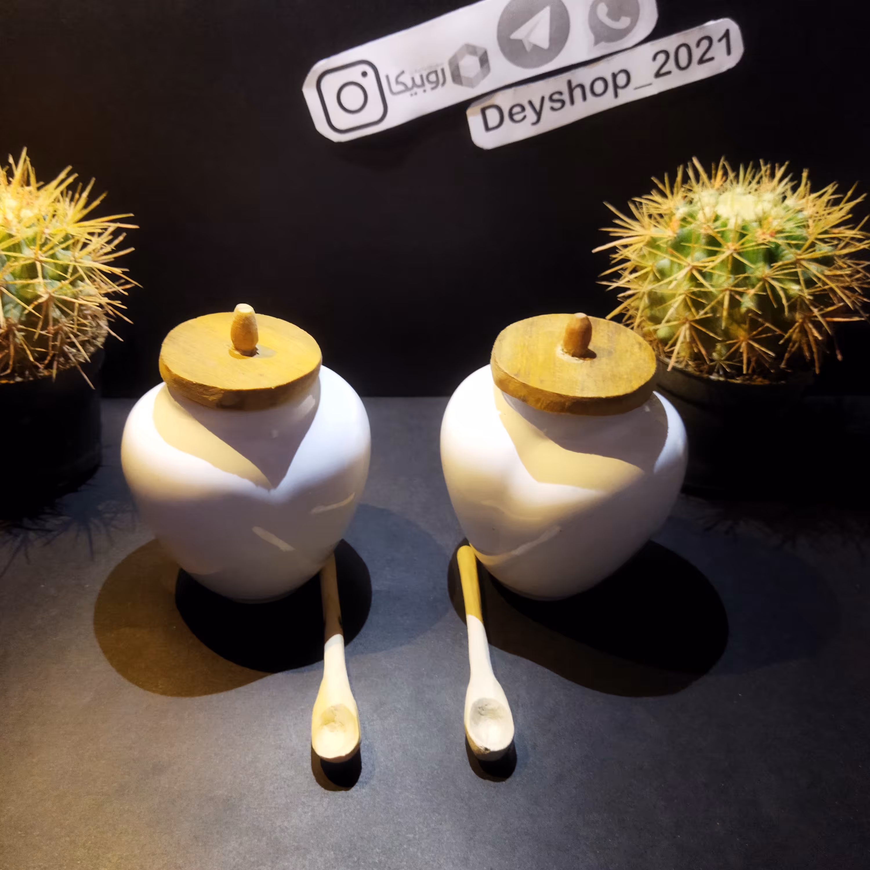 سرویس چهارعددی ظرف ادویه با قاشق چوبی سرامیک سفید 