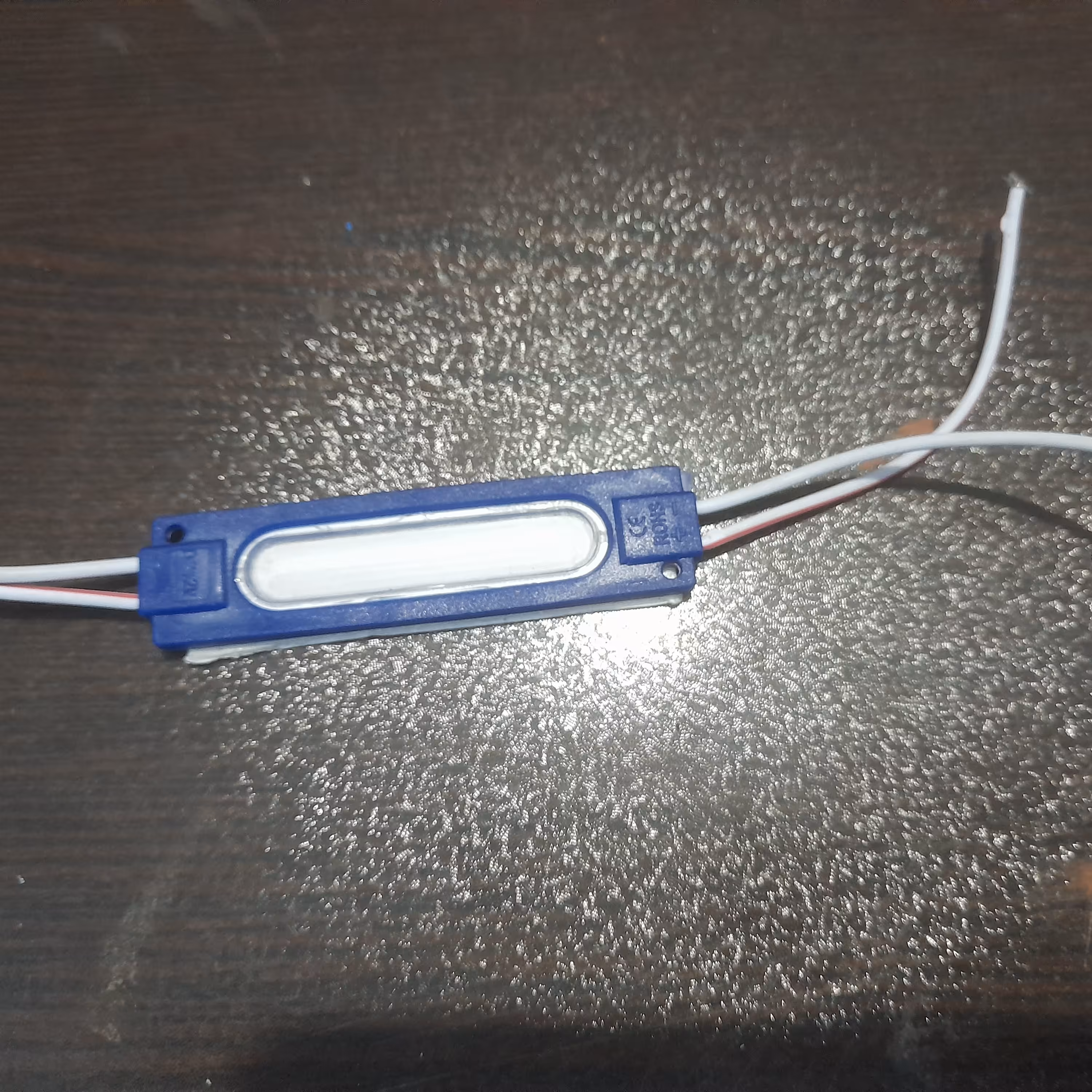 چراغ لیزری اس ام دی آبی رنگ(پشت چسب دار)یک عدد