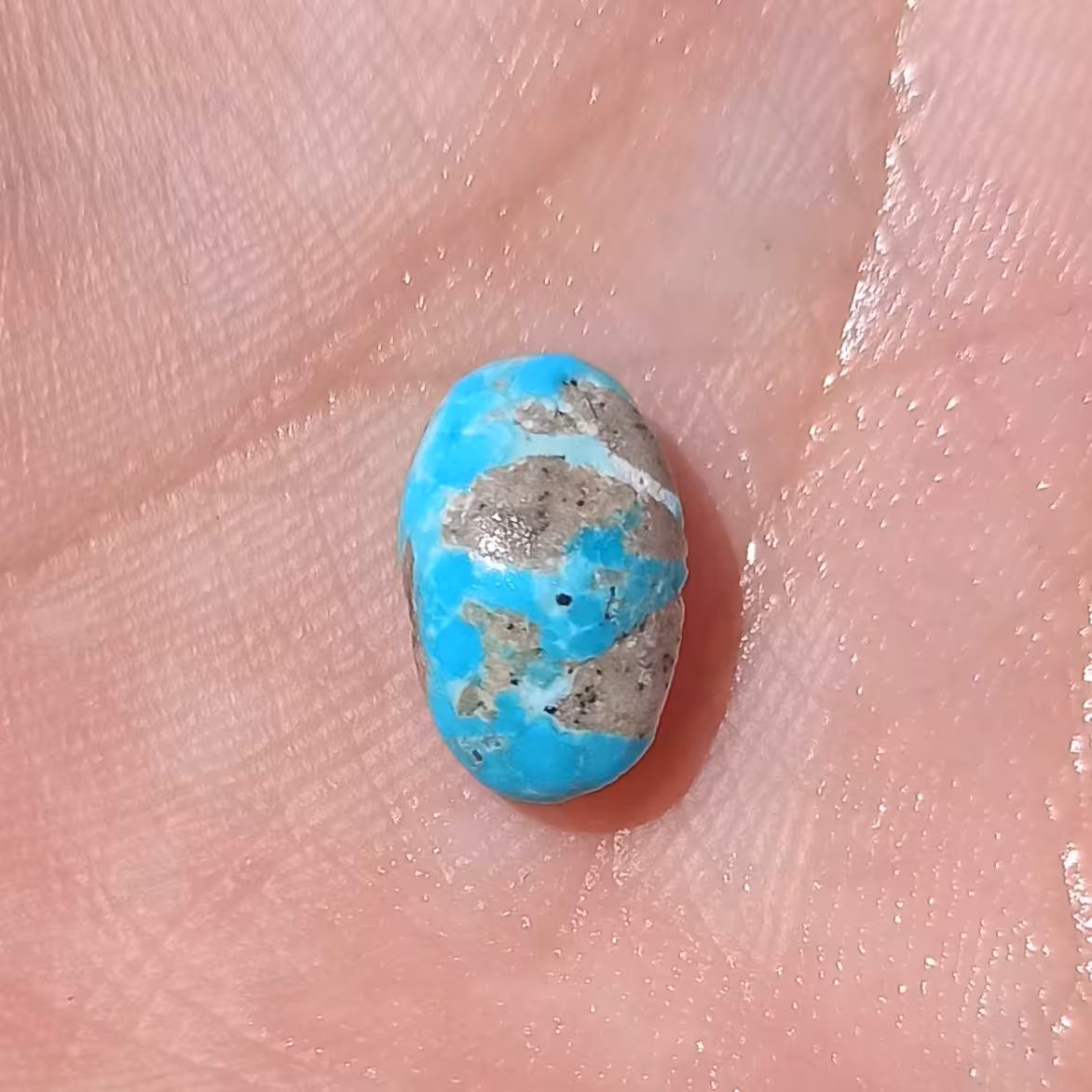 سنگ فیروزه اصل نیشابوری طبیعی زیبا.-