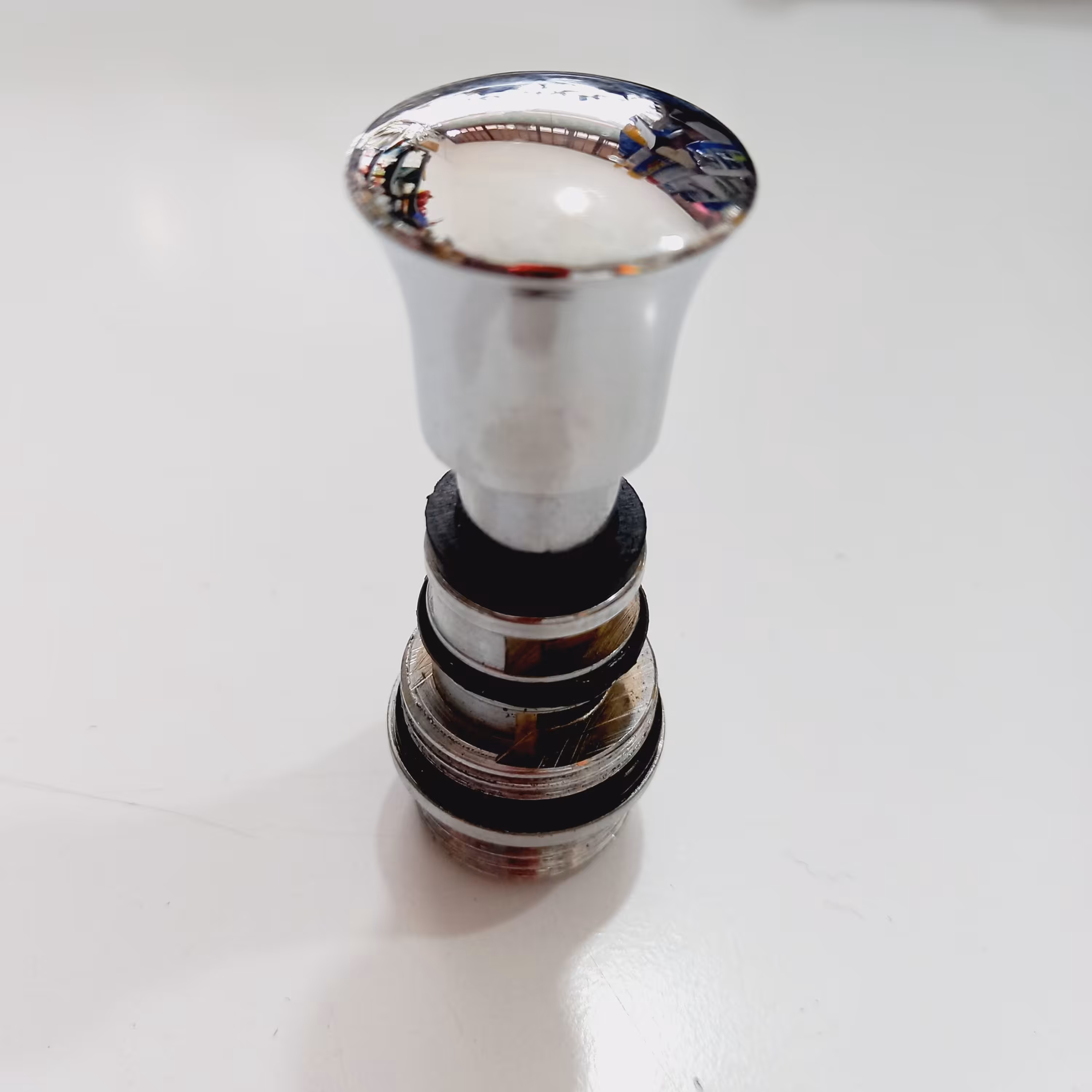 سوپاپ شیر حمام اهرمی آبکاری شده