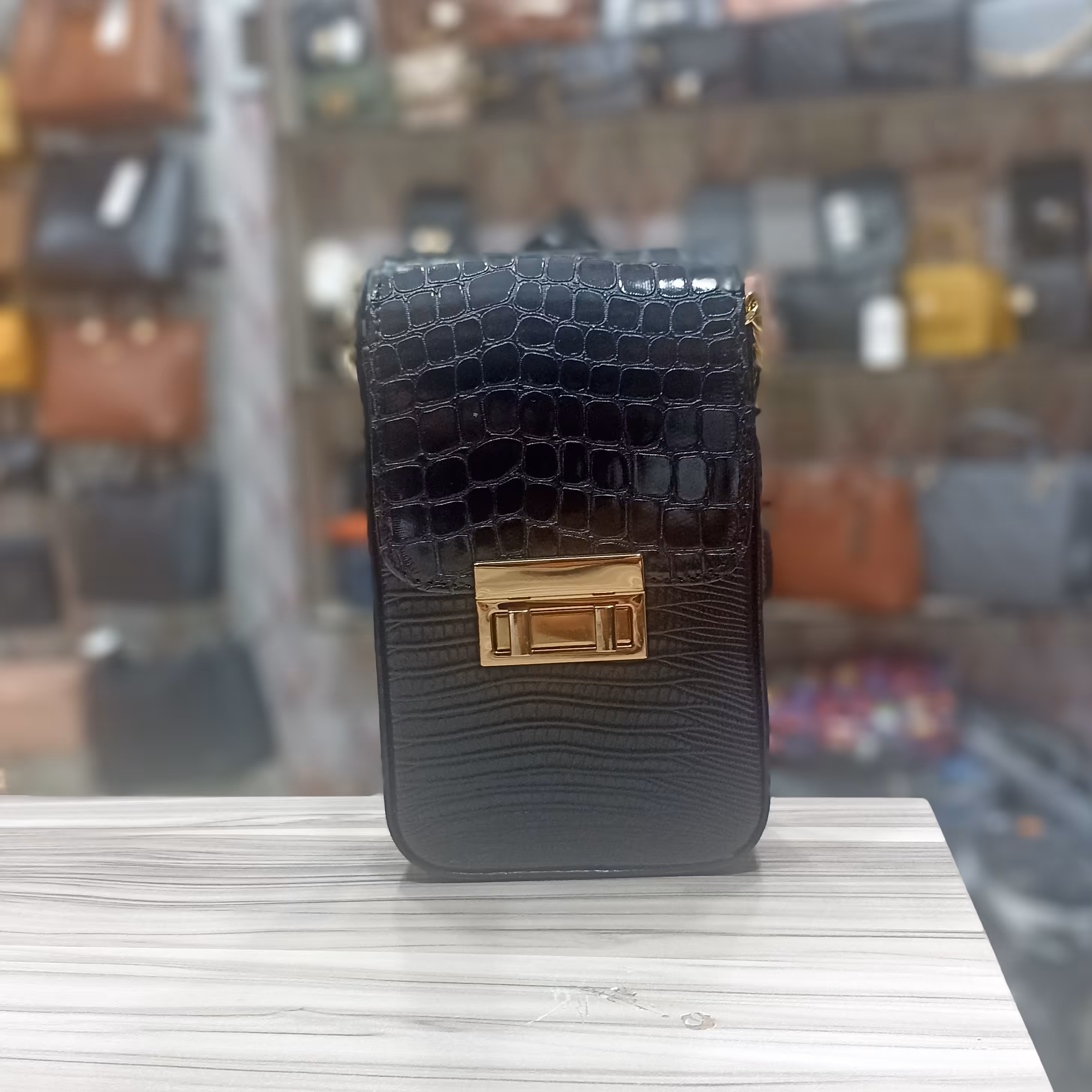 کیف دوشی جلو قفلی دخترانه