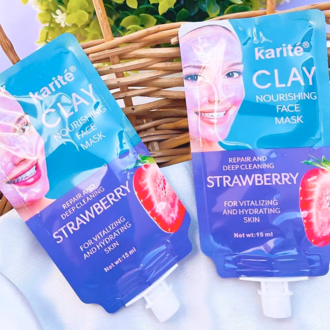 ماسک شنی توت فرنگی اورجینال کاریته طرح پاکتی