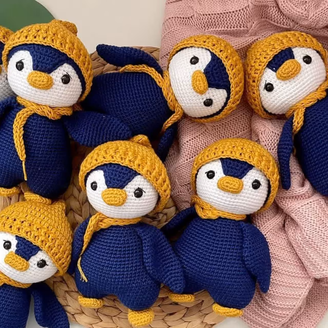  ارسال رایگان عروسک بافتنی پنگوئن سیسمونی عروسک بافتنی پنگوئن سیسمونی عروسک بافتنی پنگوئن بافتنی عروسک  پنگوئن بافتنی