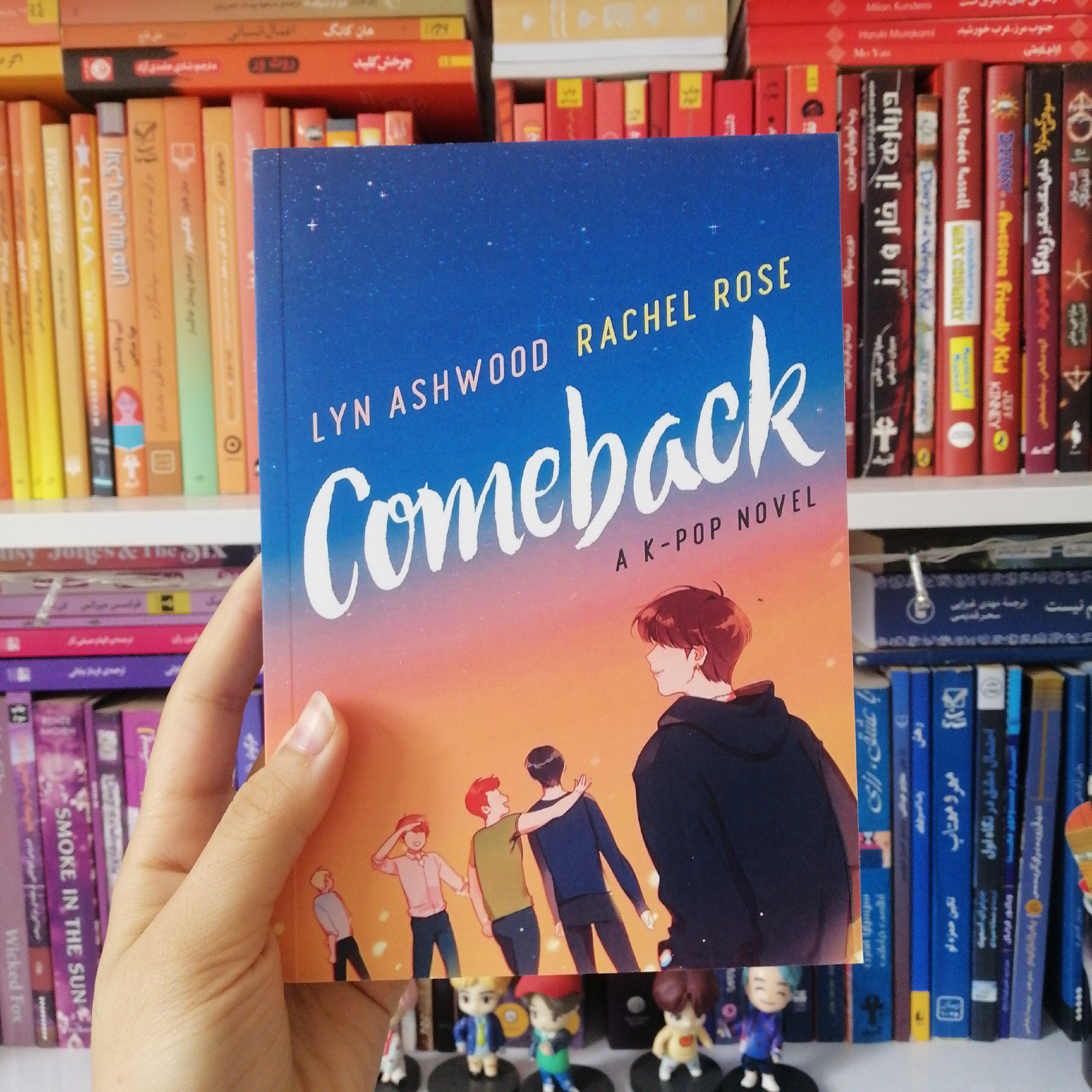 کتاب زبان اصلی comeback نوشته Lyn Ashwood و Rachel rose (کتاب کره ای)