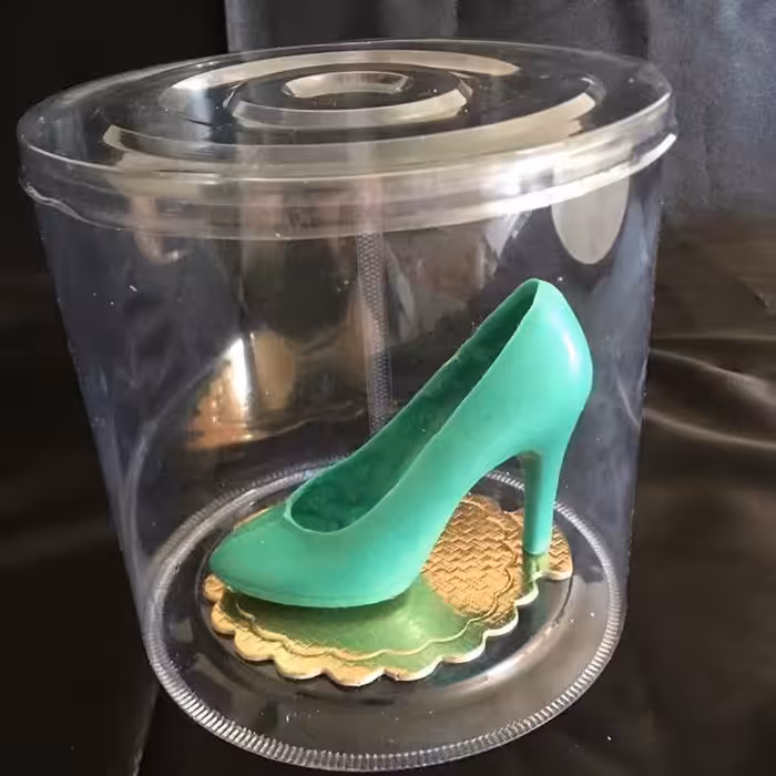 کفش شکلاتی سیندرلا - طعم نعنائی - پرداخت هزینه ارسال در مقصد