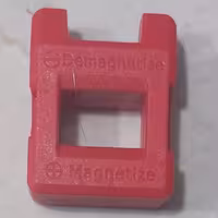 مغناطیس کننده ابزار