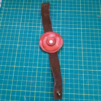 دستبند چرم طبیعی بز گل رز قرمز چرمی