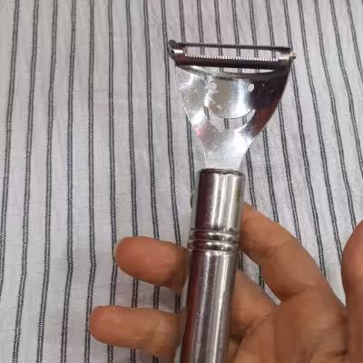 پوست کن میوه