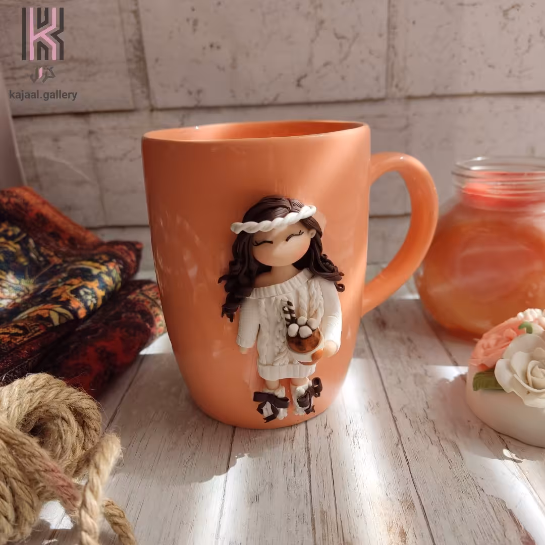 ماگ عروسکی دخترونه با خمیر پلیمری فیمو مناسب هدیه تولد یا روز دختر 