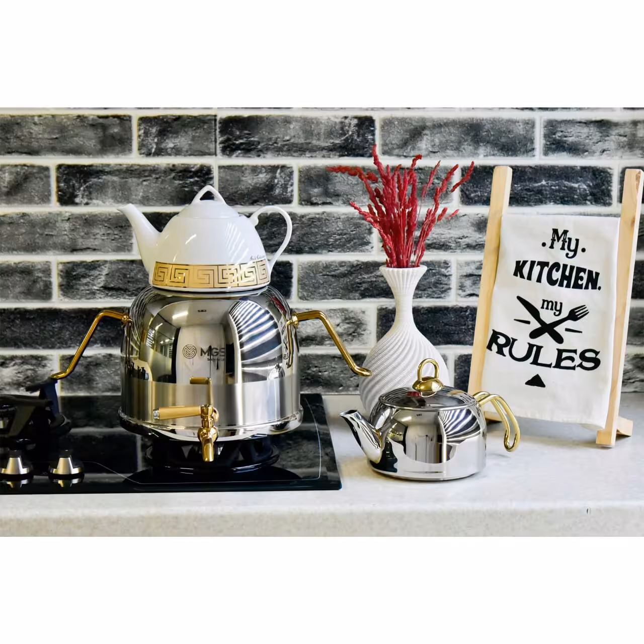 کتری قوری شیردار استیل طلایی براق 6 لیتری برند MGS 