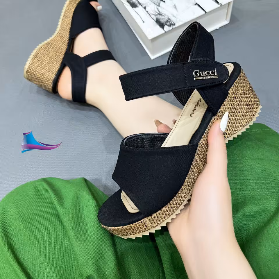 کفش مجلسی سبک و راحت صندل مجلسی صندل تابستونی کفش تابستانی زنانه