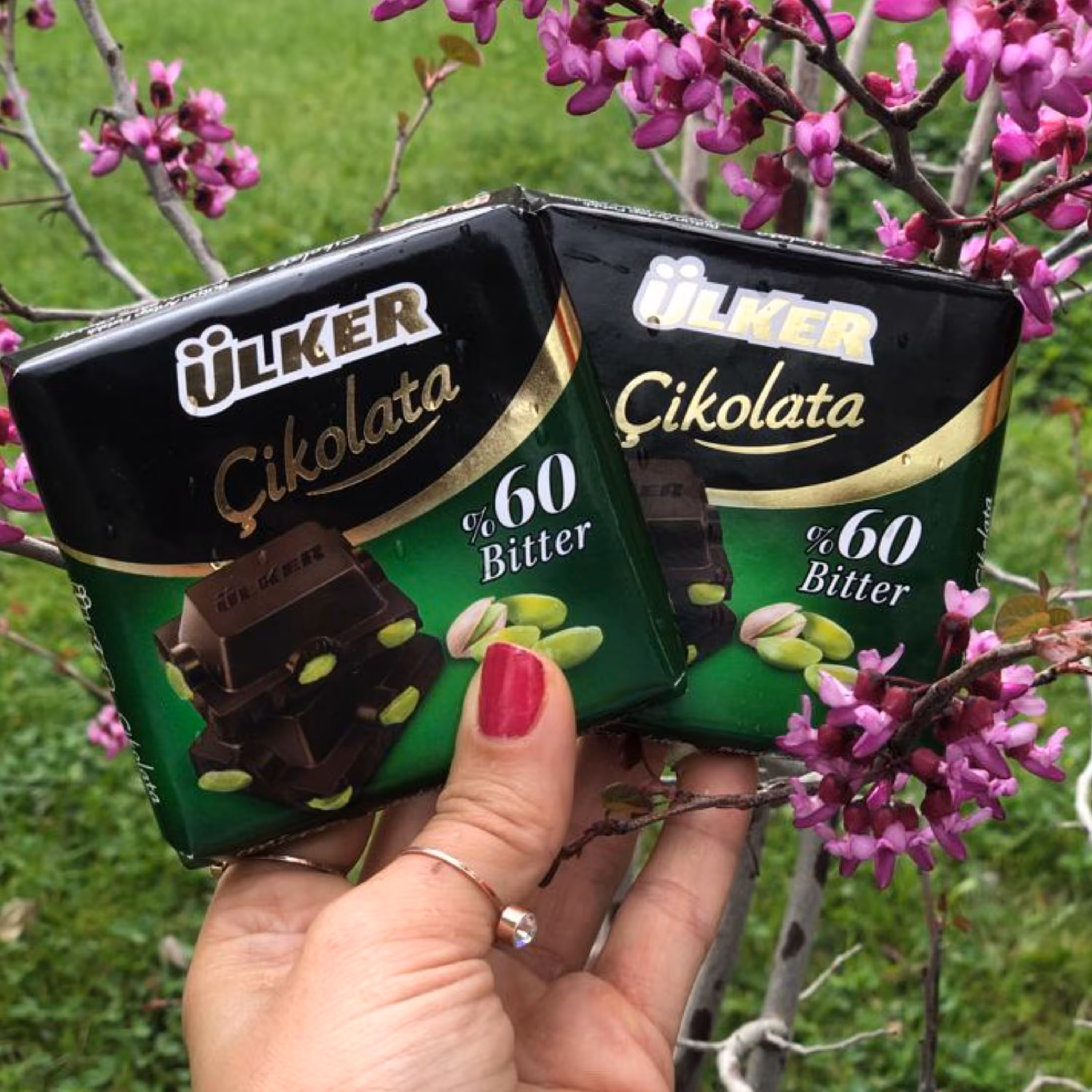 تبلت شکلات تلخ اولکر 60درصد پسته ای