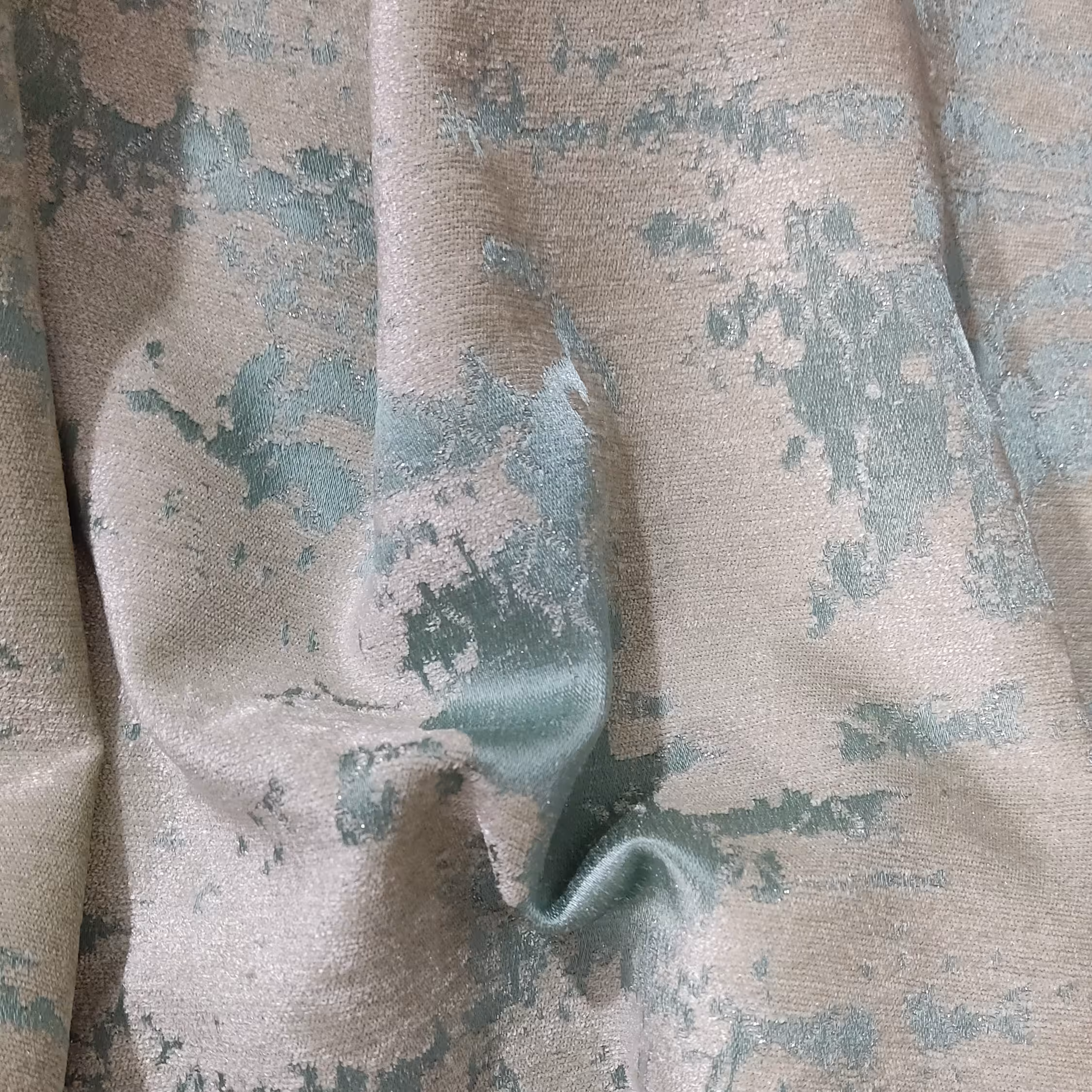 پرده شانل پتینه  شیک و کلاسیک  با کیفیت عالی و مناسب انواع سالن پذیرایی 