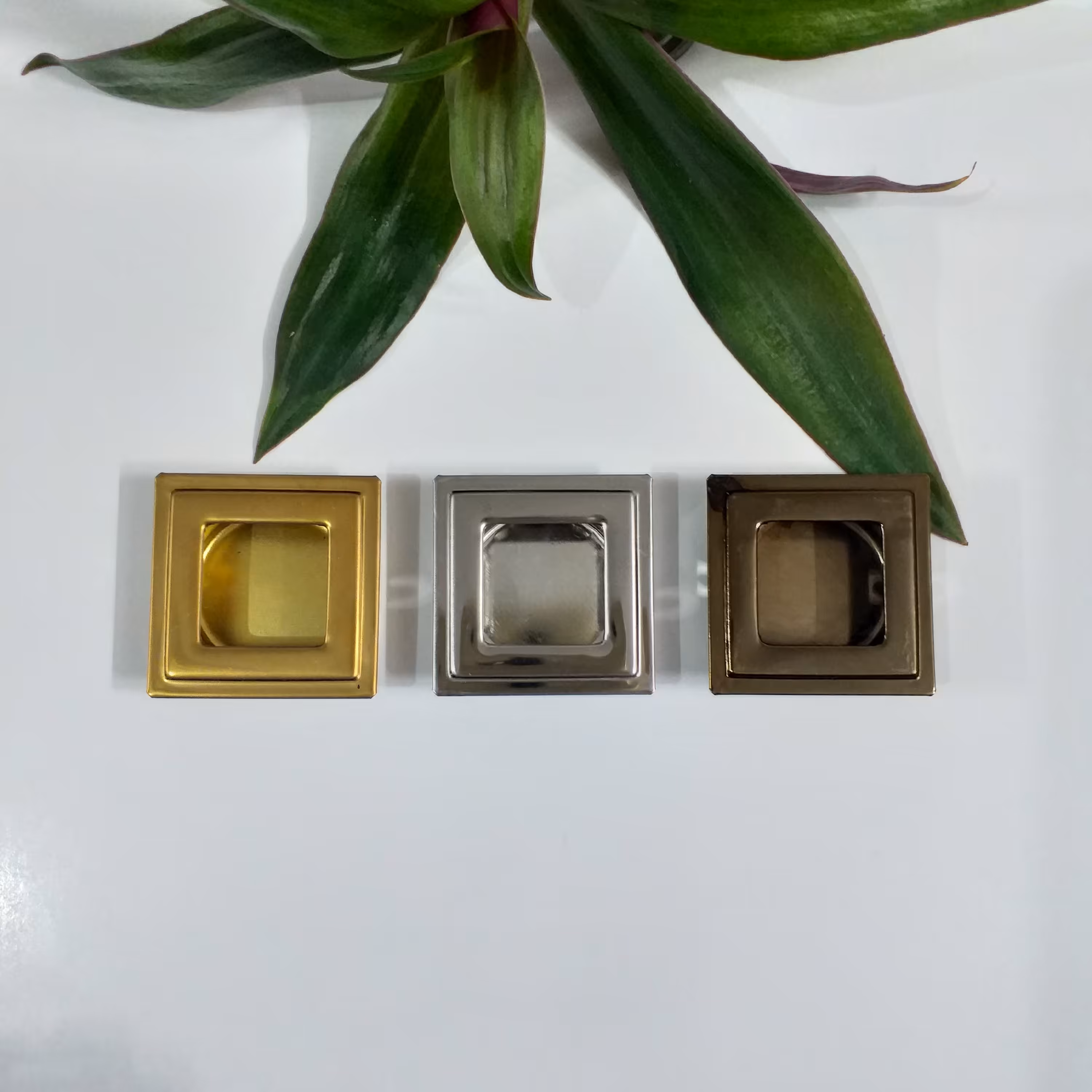 دستگیره کابینت تو کار  مربع