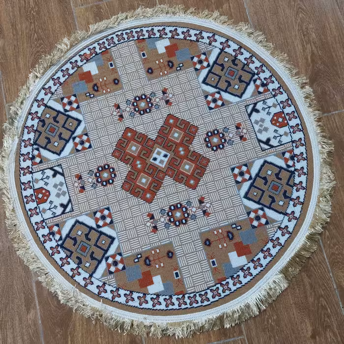 گلیم ماشینی کاشان ( گلیم گرد ) گلیم دایره سایز قطر یک متر ، زمینه نسکافه ای ( بادامی) در چند طرح و رنگ