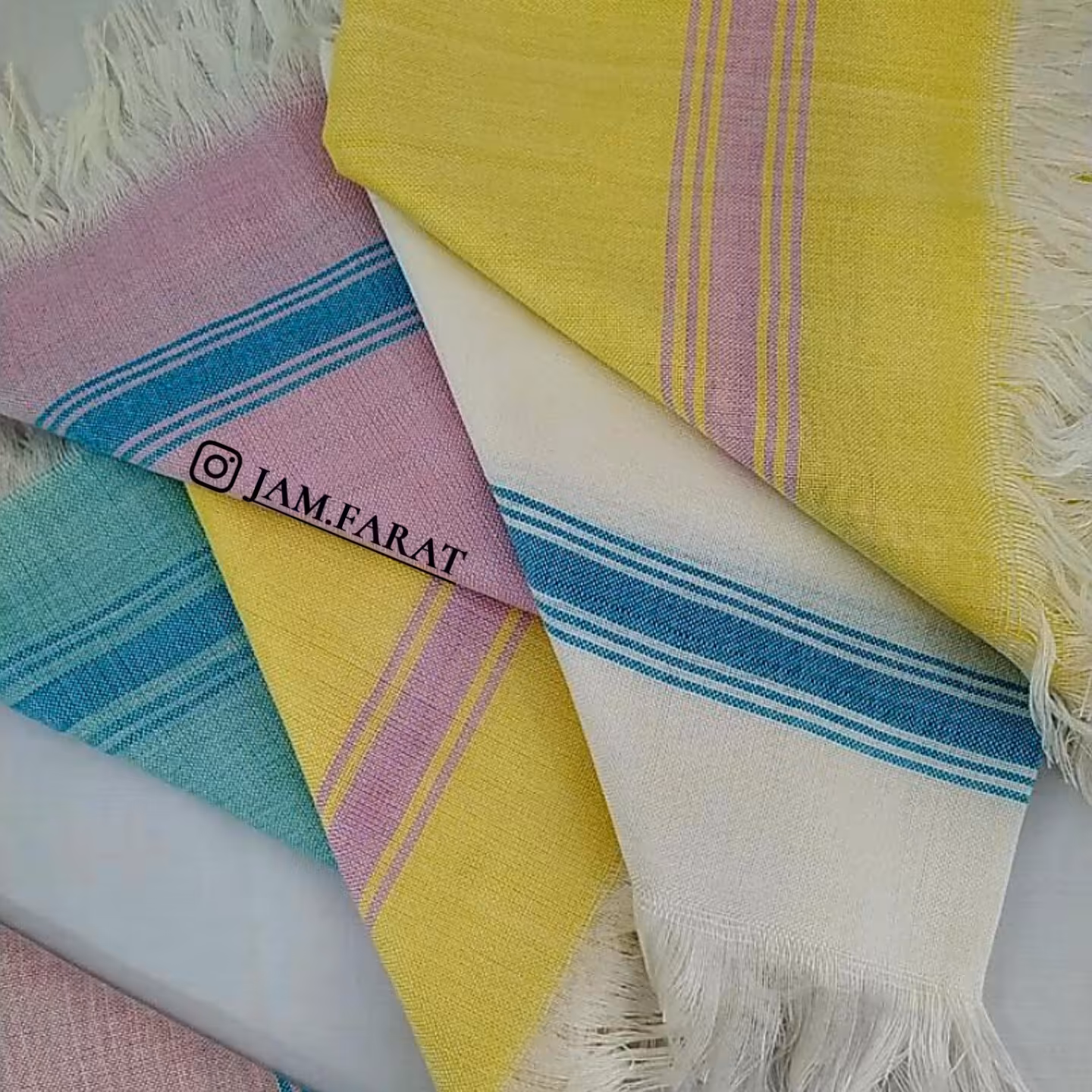 دستمال مخصوص داخل کیف