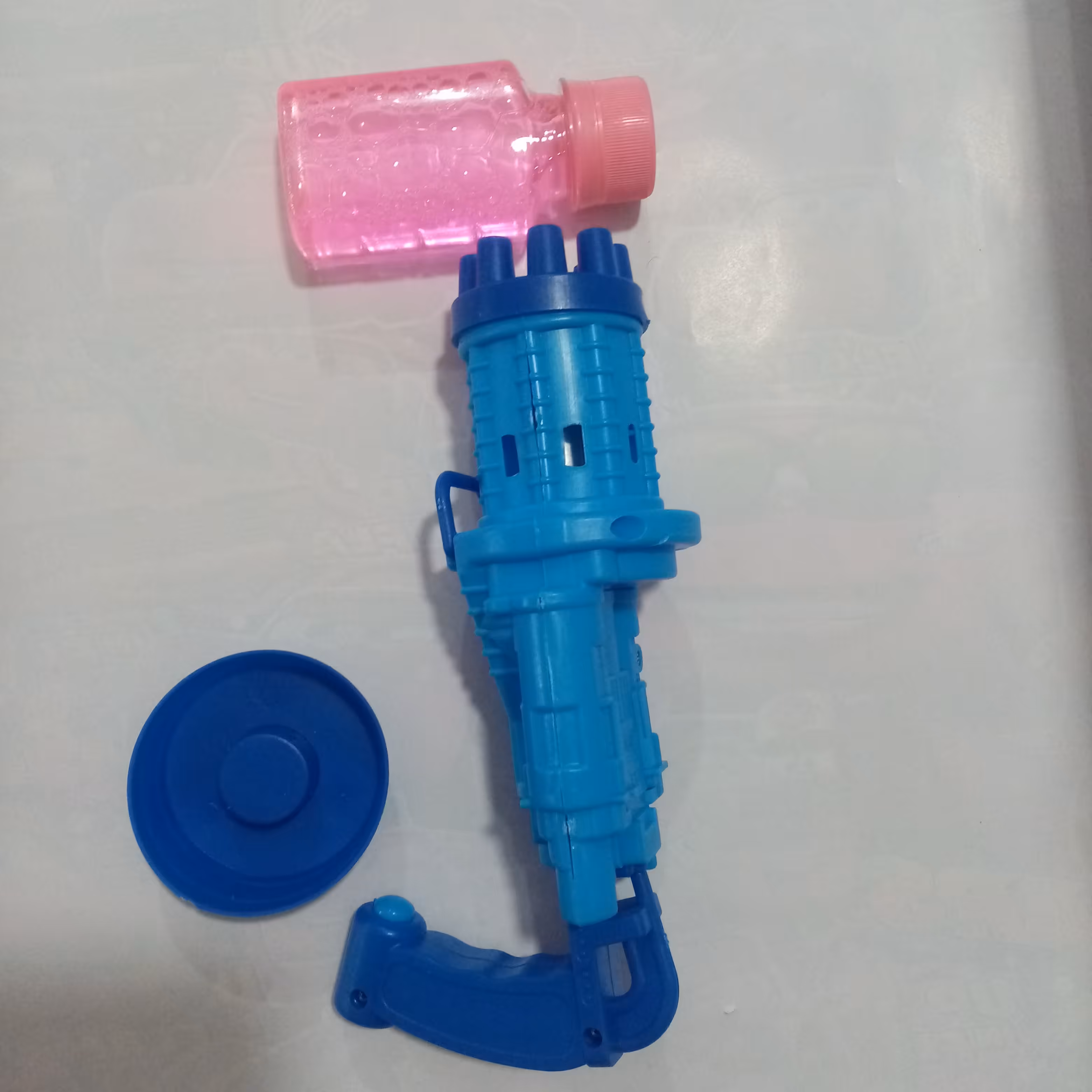 اسباب بازی تفنگ حباب ساز باتری خور