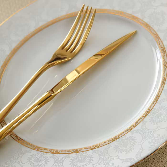 سرویس چینی زرین طرح هدیه طلایی 28 پارچه