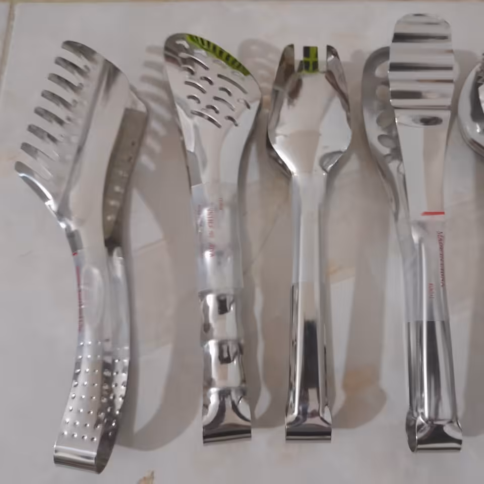 انبرسالادگیر استیل آهنرونگیرقیمت هر دانه 60هزار