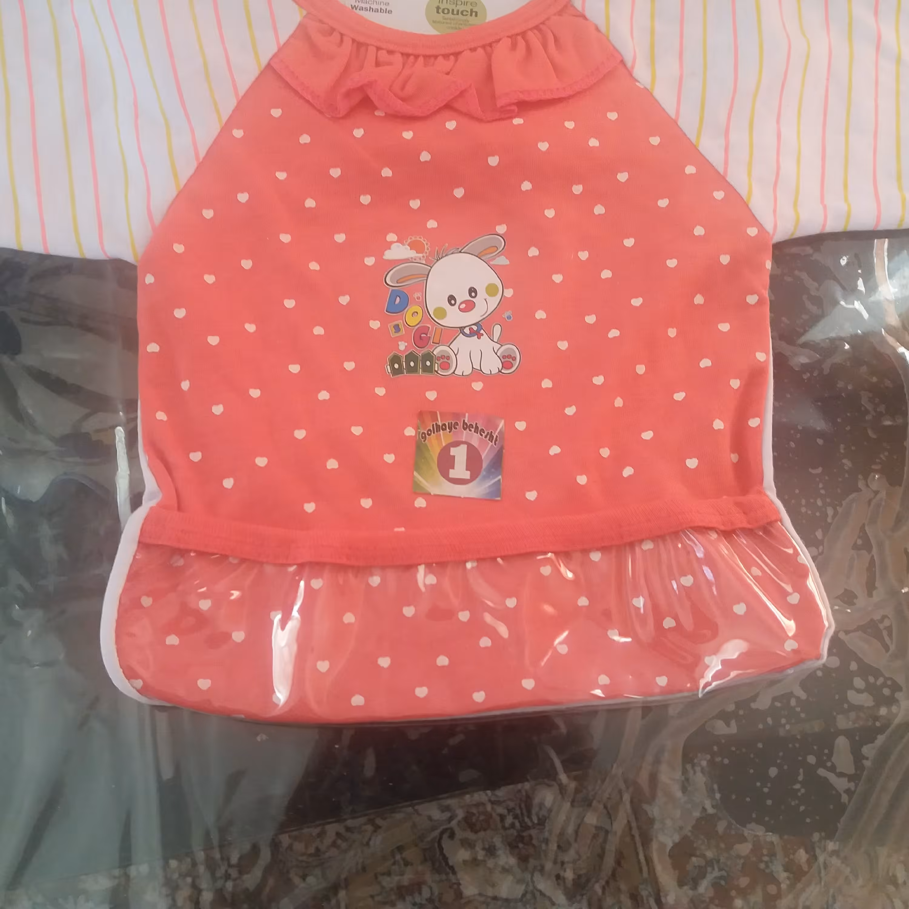 پیش بند بچه گانه استین دار پشت دکمه کاملا نخی