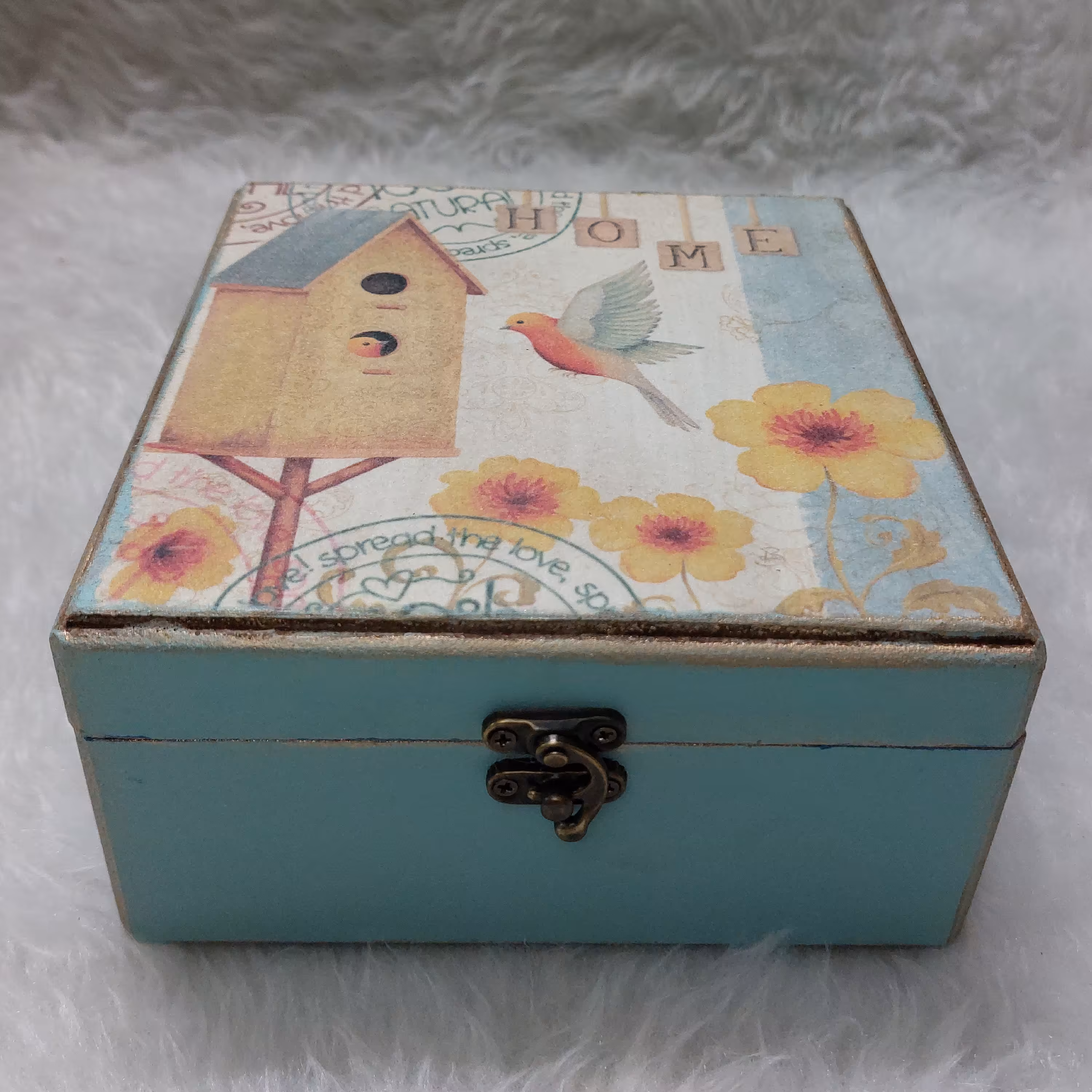 جعبه چوبی با طرح  پرنده Home  .مناسب برای اکسسوری و جواهرات و باکس گل و هدیه