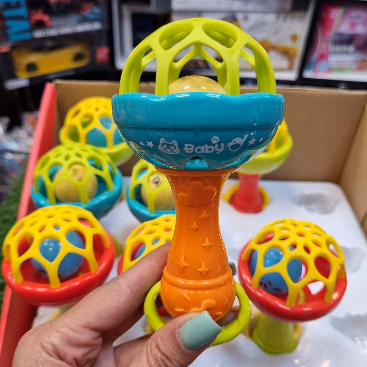 جغجغه کودک و ماساژور  وارداتی ضدحساسیت پخش عمده و تک بهترین و مقاوم در برابر آب و ضربه 