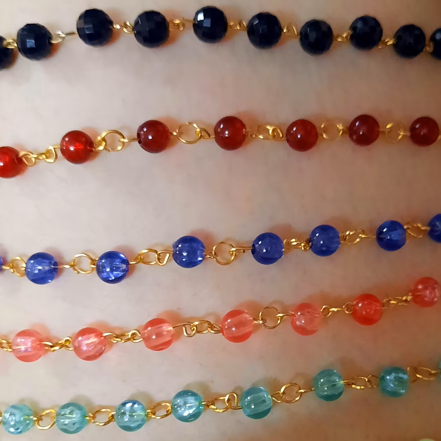 پک 5 عددی دستبندهای زیبا و جذاب رنگی رنگی( اکسسوری،گیفت)