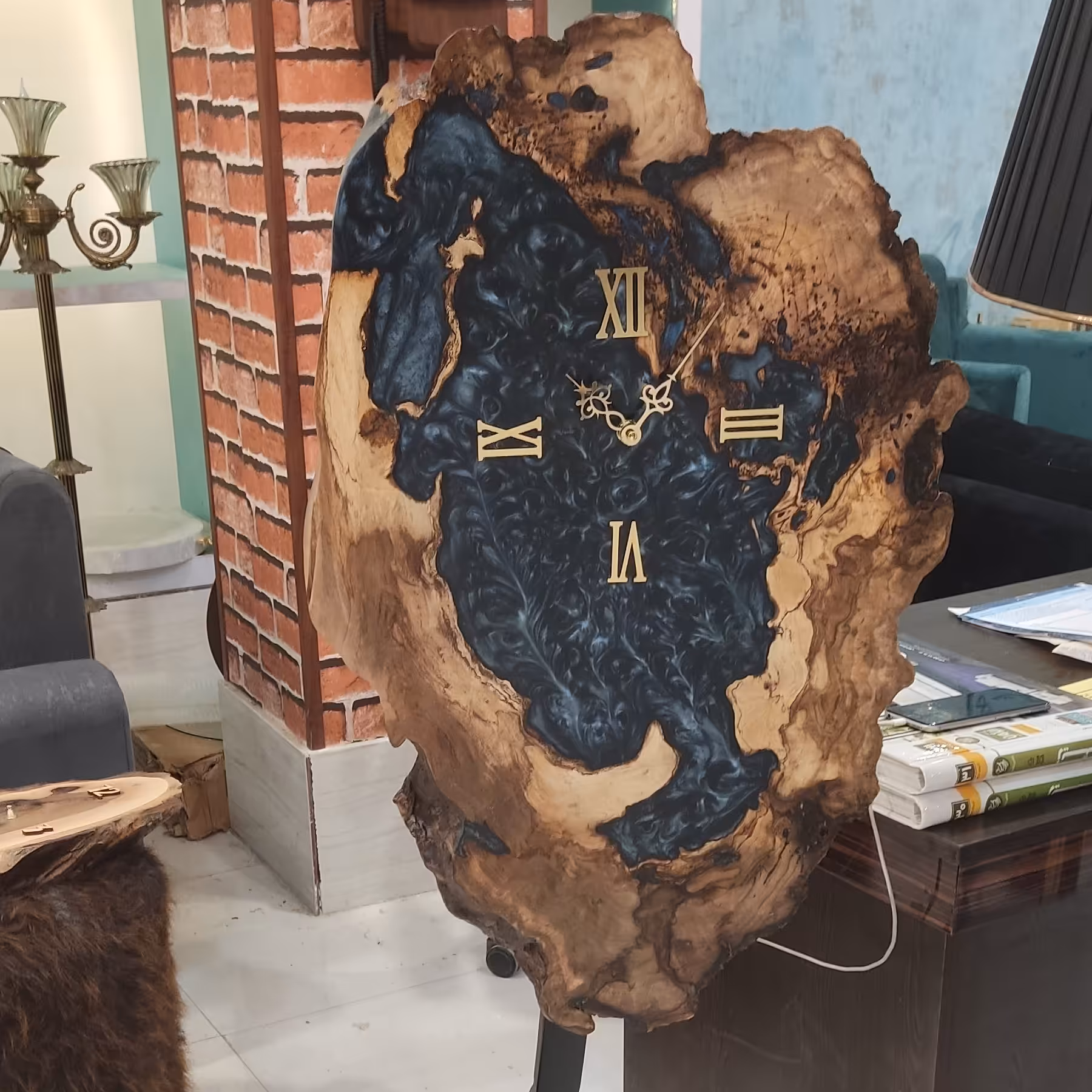 تابلو ساعت چوب رزین پایدار