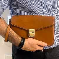 کیف چرم دستی مدارک مردانه 
(چرم طبیعی و کاملا دست دوز)