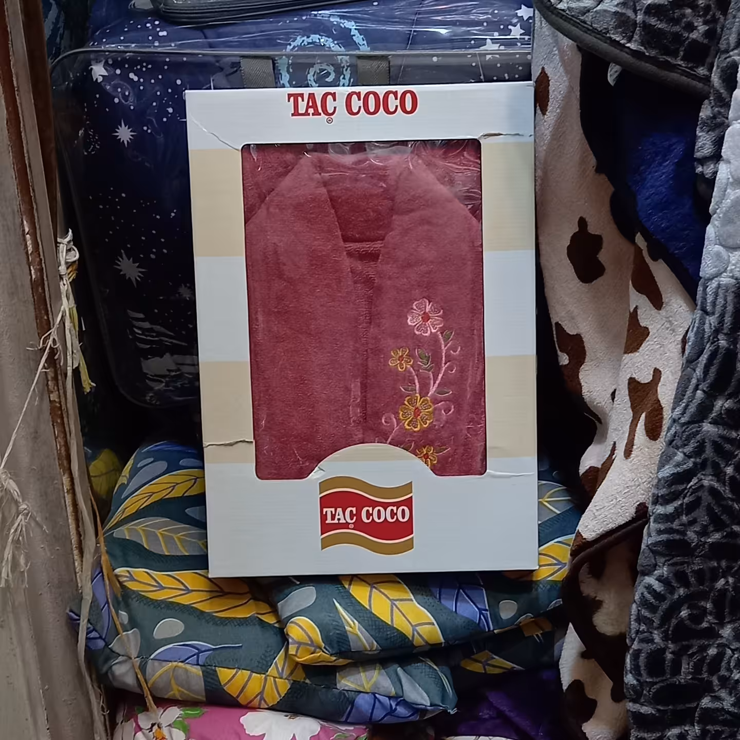 حوله تن پوش زیبا و  درجه یک در رنگ های مختلف سایز 125