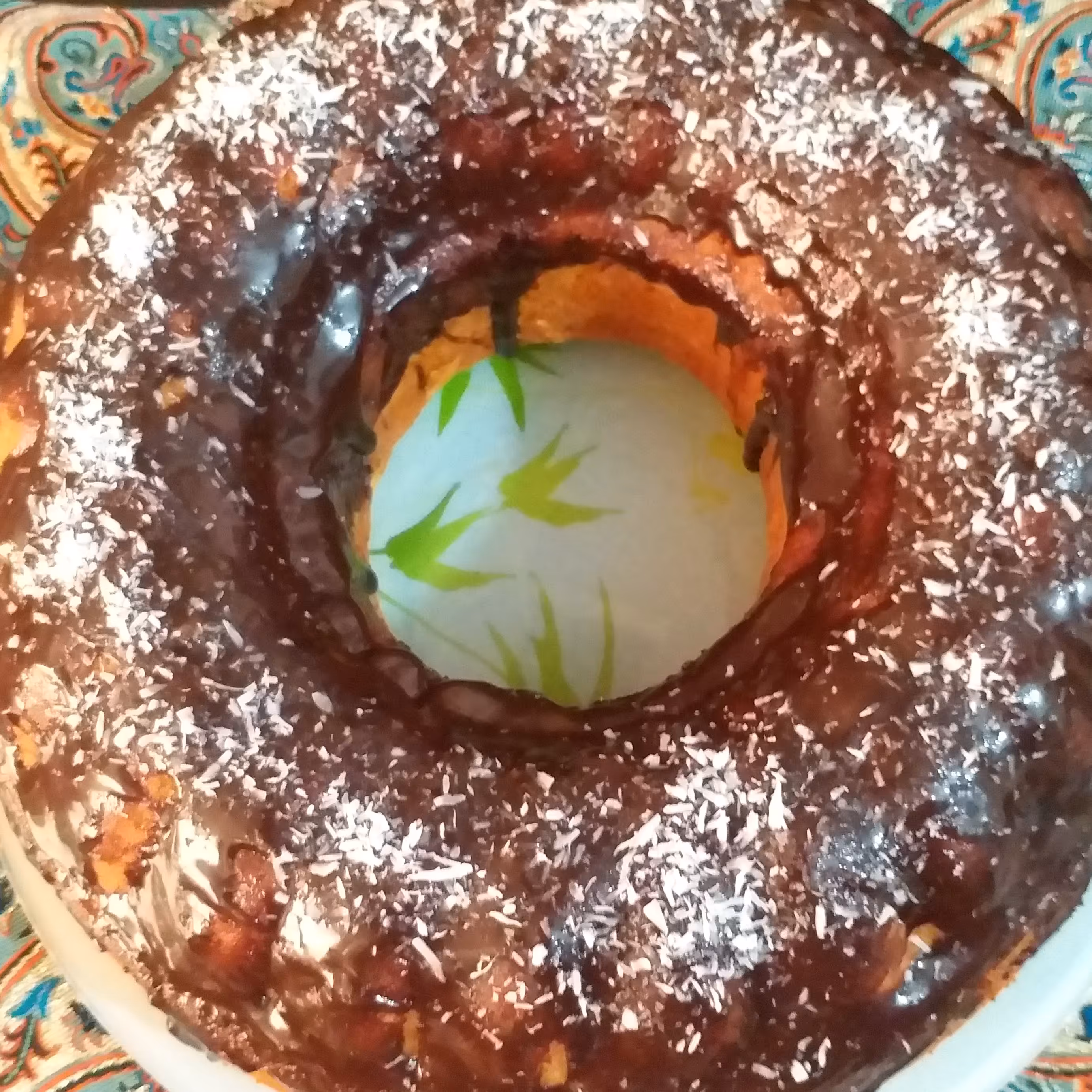 کیک نارگیلی باطعم وبافتی عالی مخصوص نارگیل دوستا فقط کافیه یکبارامتحان کنید.