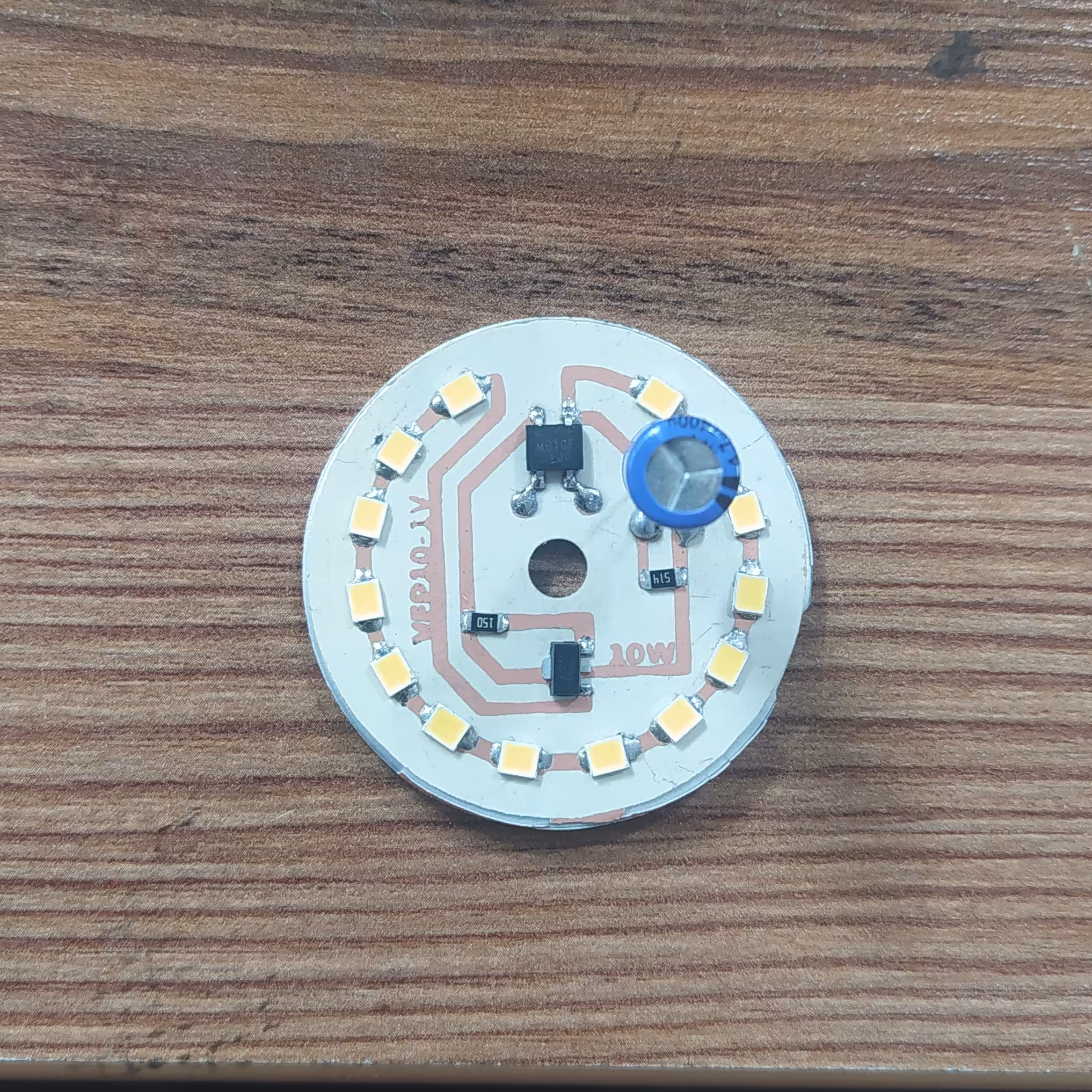 چیپ لامپ ال ای دی 10 وات تولید داخل با کیفیت لومن بالا 